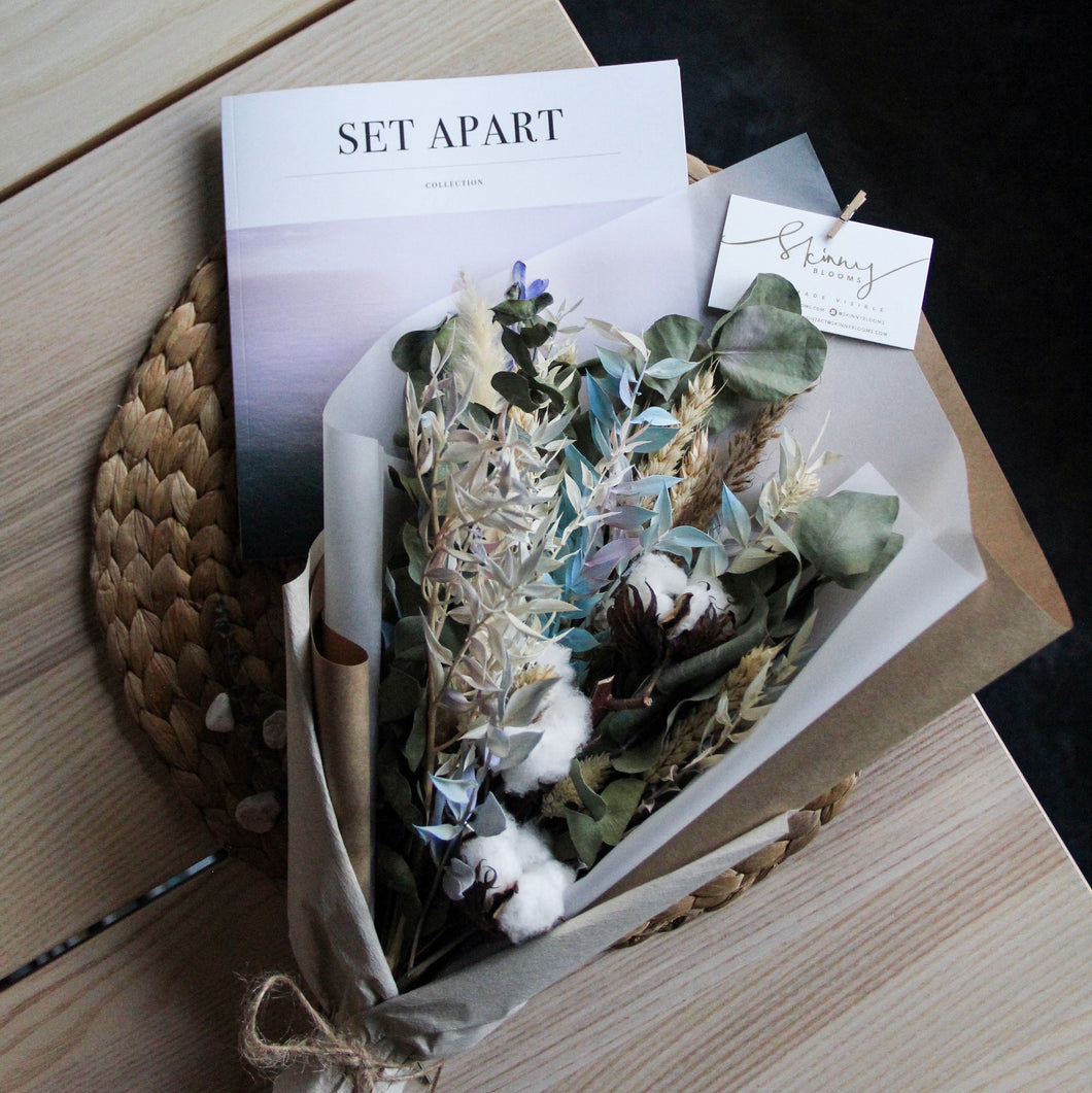 Everlasting Bouquet & Visual Book Gift Set
